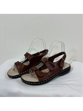 Tender Tootsies Brown Sandals Women’s Size 7 Kande Leather Hook Loop Closure